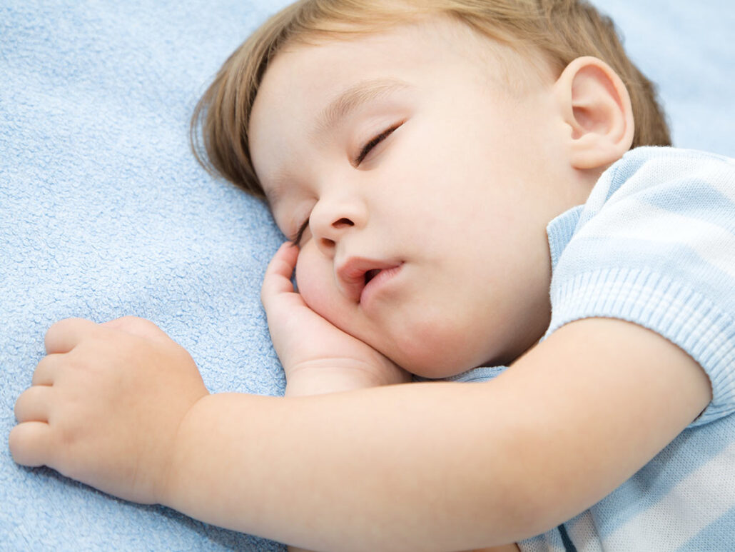 Using a humidifier in the child's bedroom to help reduce nasal congestion